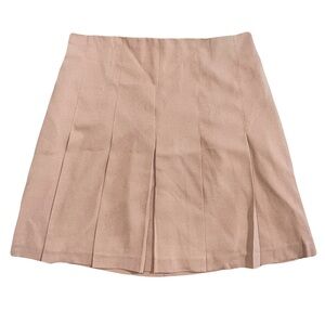 $4 CUTE FOREVER 21 SKIRT NEW WITH TAGS $4 WHEN BUNDLED WITH 3 OR MORE ITEMS